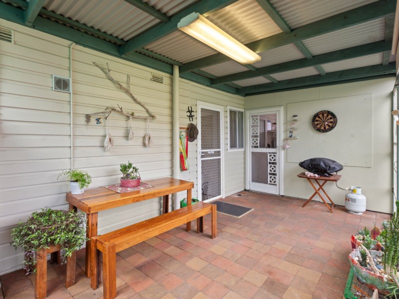 11 Gordon Street, Bega NSW 2550