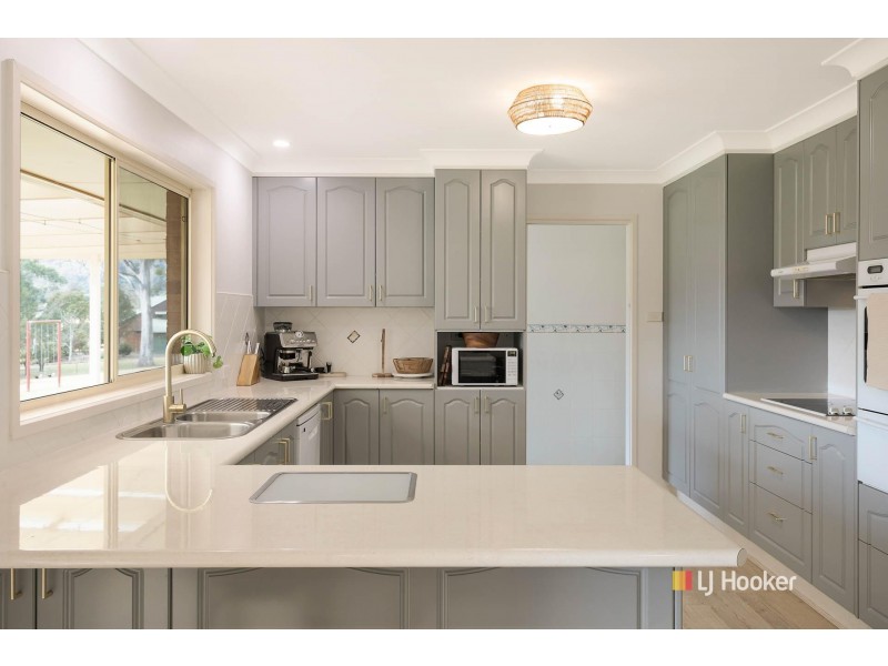 8 Cabarita Lane, Bega NSW 2550