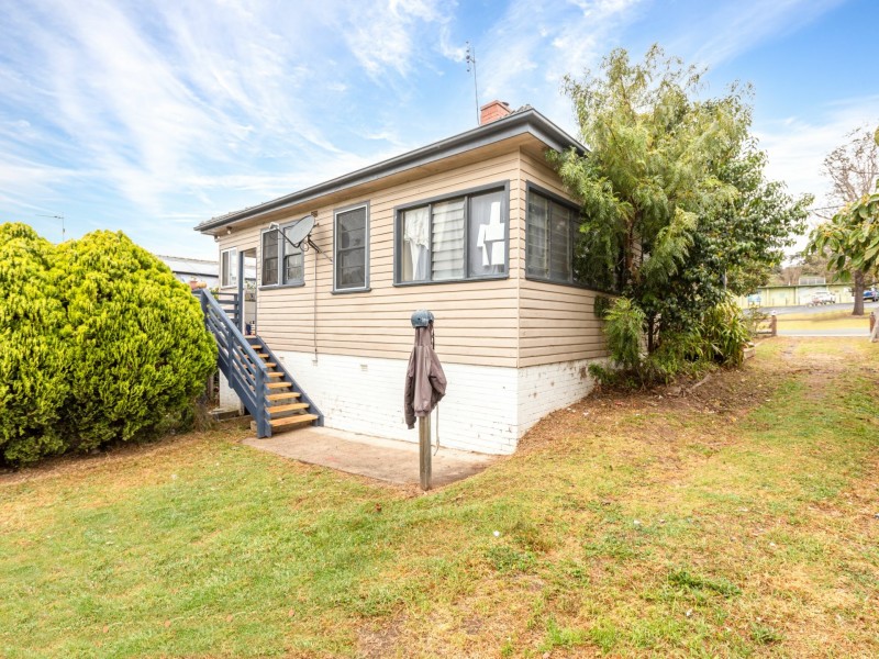 35 Upper Street, Bega NSW 2550