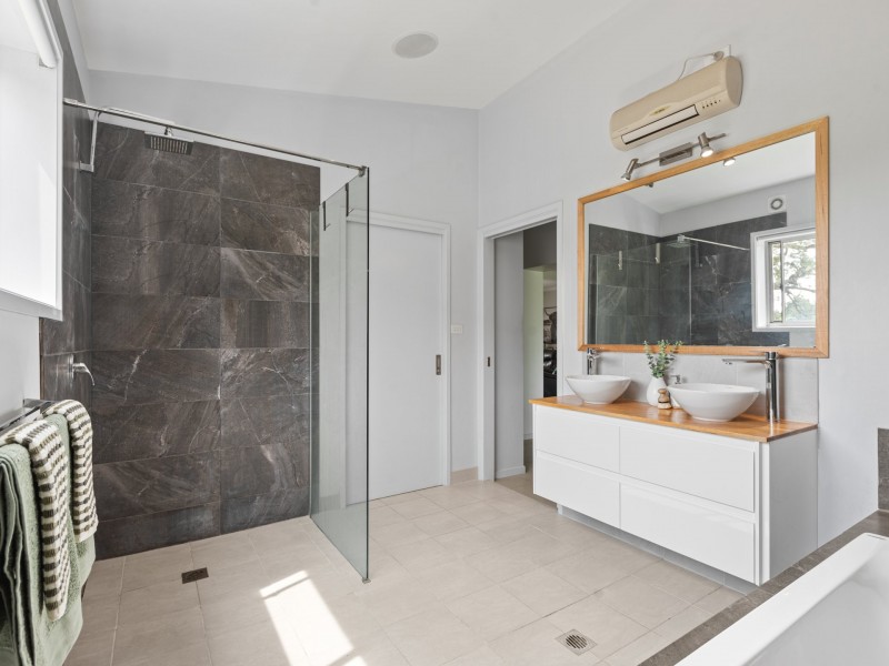 114 Max Slater Drive, Bega NSW 2550