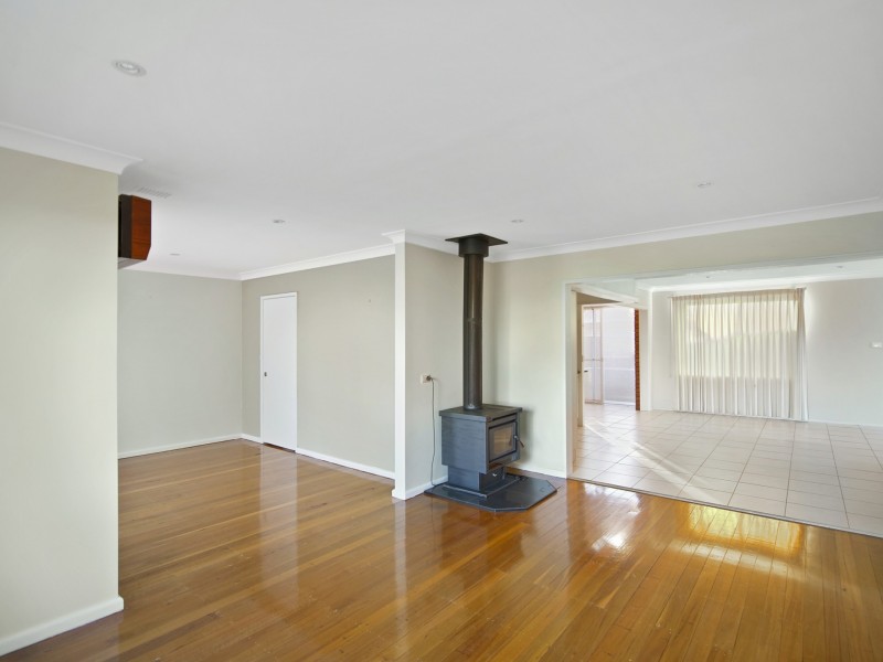 21 Howard Avenue, Bega NSW 2550