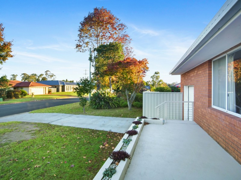 21 Howard Avenue, Bega NSW 2550