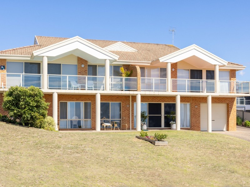 Unit 1/8 The Fairway, Tura Beach NSW 2548