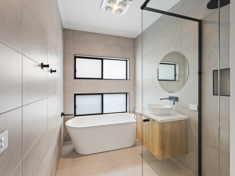 31a Sea Lace Place, Bega NSW 2550