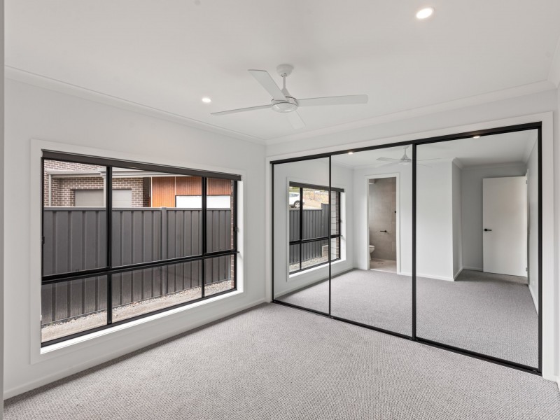 31a Sea Lace Place, Bega NSW 2550