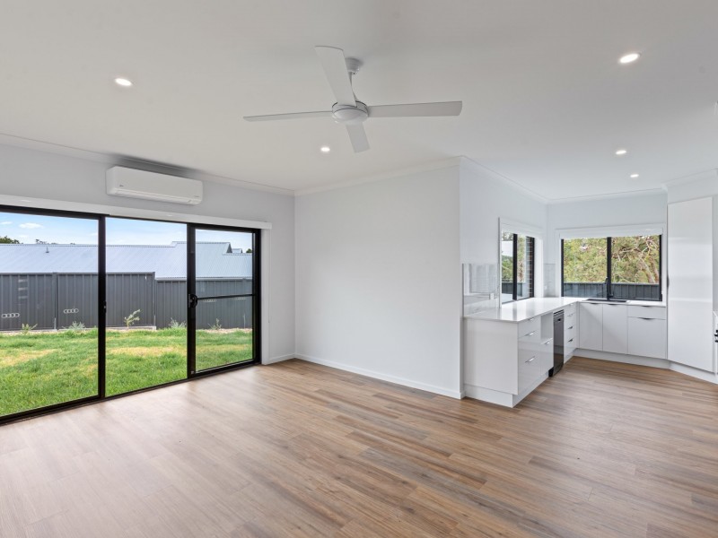 31b Sea Lace Place, Bega NSW 2550