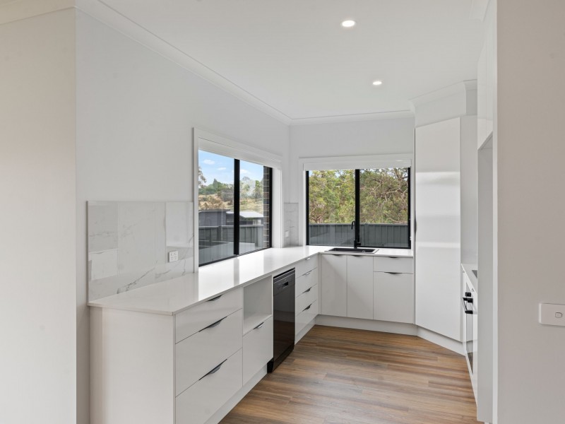 31b Sea Lace Place, Bega NSW 2550
