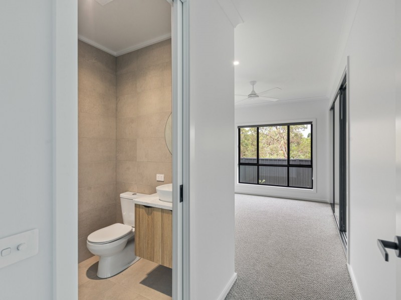 31b Sea Lace Place, Bega NSW 2550
