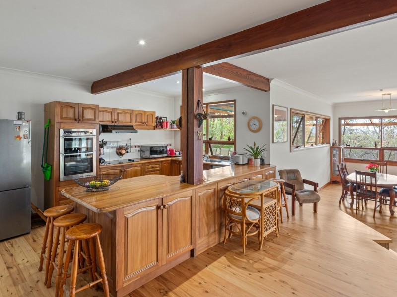 138 Lyrebird Ridge Road, Coolagolite NSW 2550