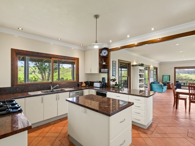 86 Mine Road, Lochiel NSW 2549