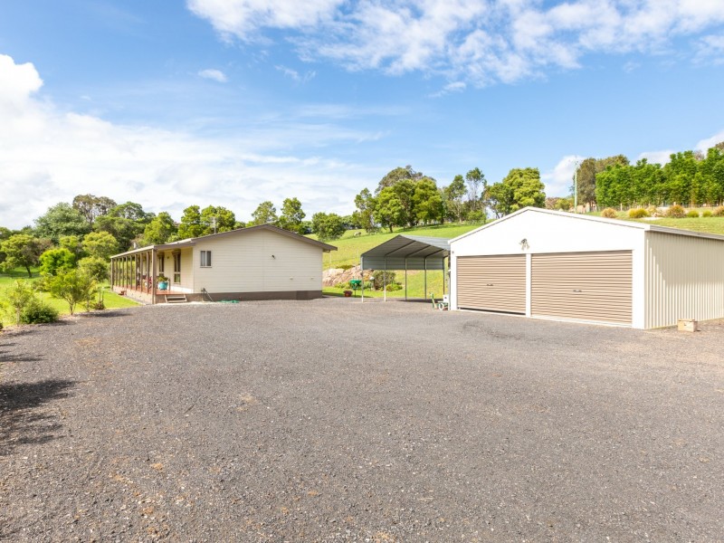 11 Wattle Place, Bega NSW 2550