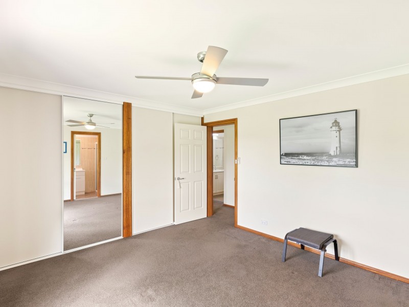 11 Wattle Place, Bega NSW 2550