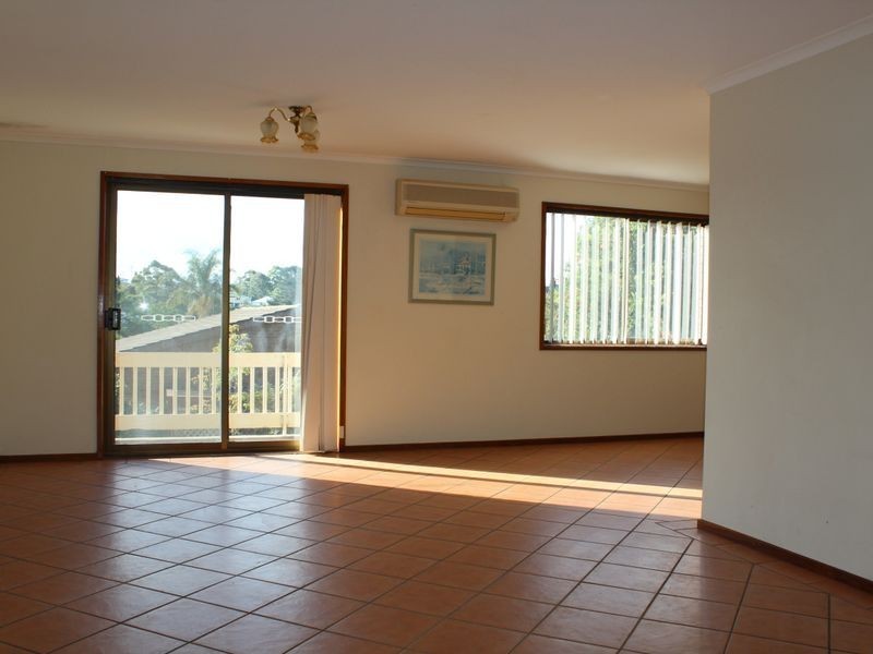 16 Laws Drive, Bega NSW 2550