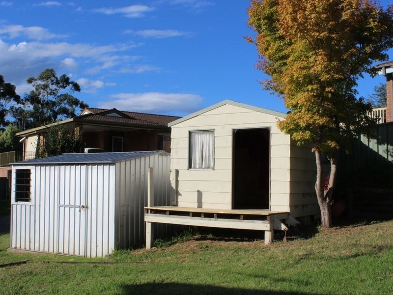 16 Laws Drive, Bega NSW 2550