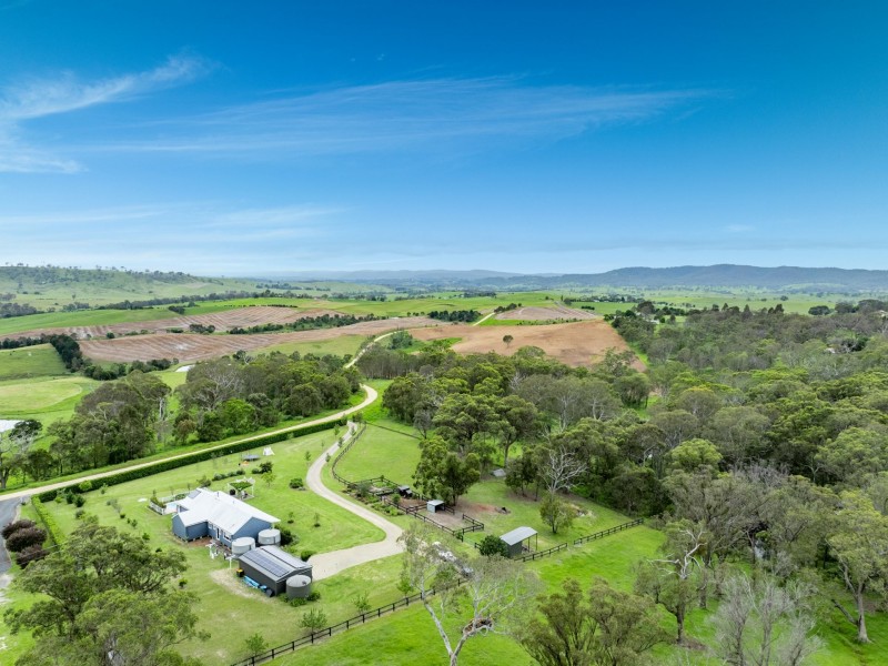 127 Rosedale Lane, Bega NSW 2550