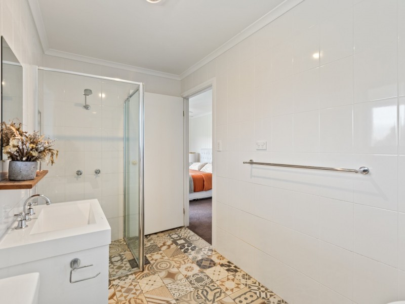 127 Rosedale Lane, Bega NSW 2550