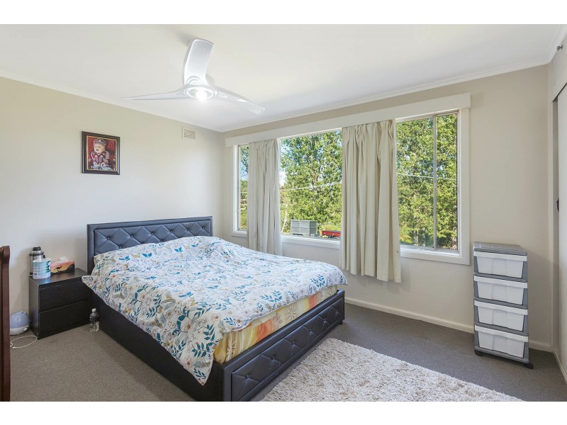 4 Baker Street, Bega NSW 2550