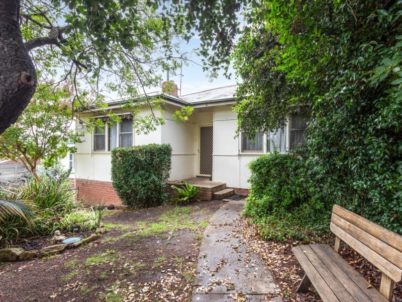 16 Spindler Street, Bega NSW 2550