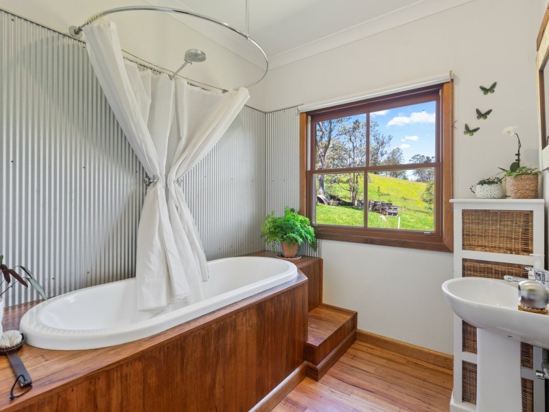 85 Scotland Yard Road, Bega NSW 2550