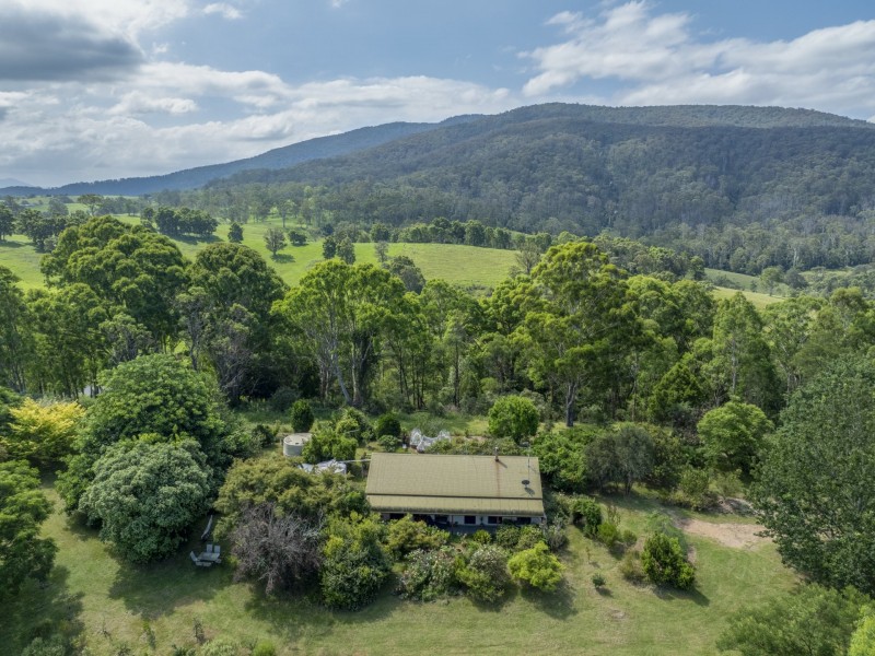 127 McGregors Road, Bega NSW 2550