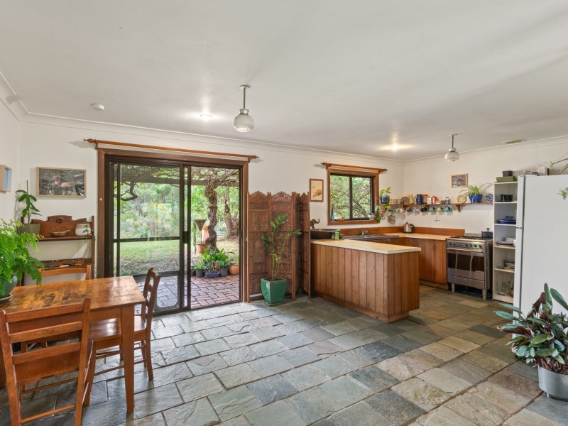 127 McGregors Road, Bega NSW 2550