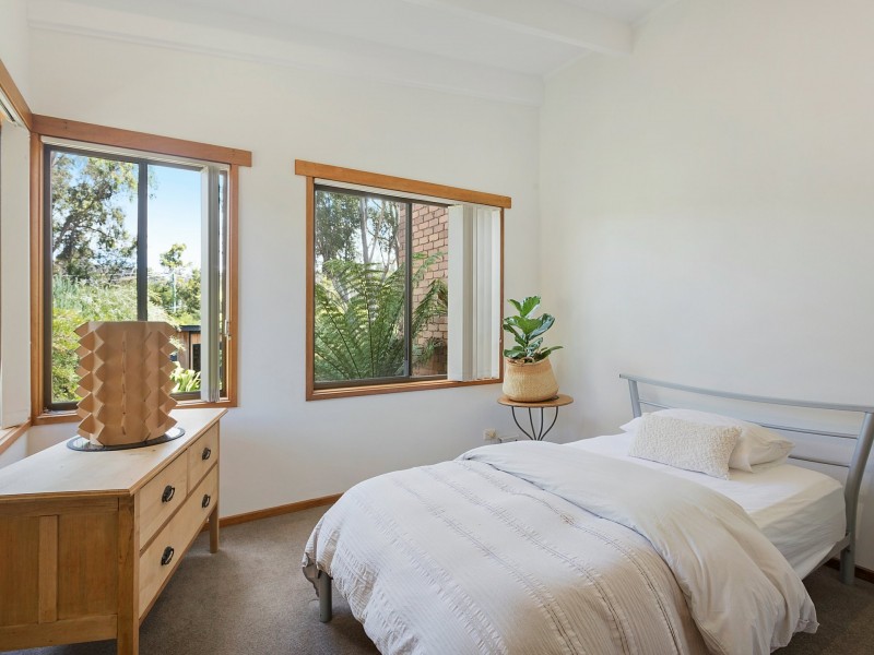 2 Riverview Crescent, Tathra NSW 2550
