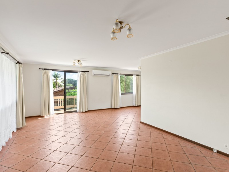 16 Laws Drive, Bega NSW 2550