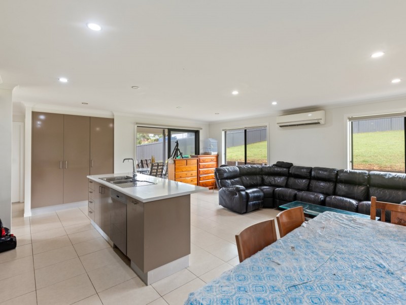 40 Howard Avenue, Bega NSW 2550