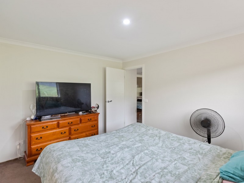 40 Howard Avenue, Bega NSW 2550