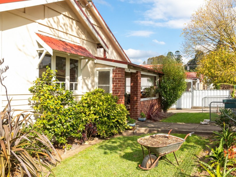 66 Parker Street, Bega NSW 2550