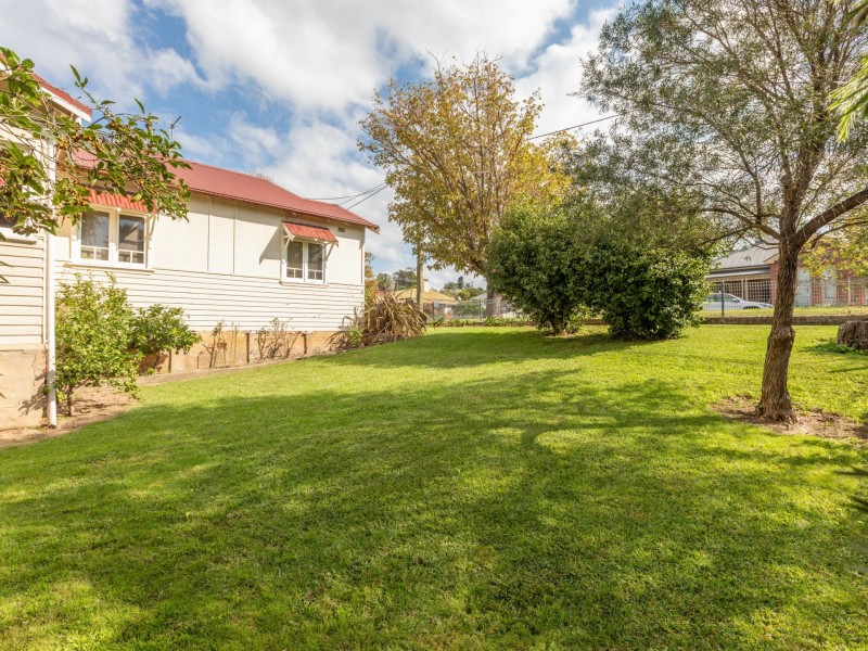 66 Parker Street, Bega NSW 2550