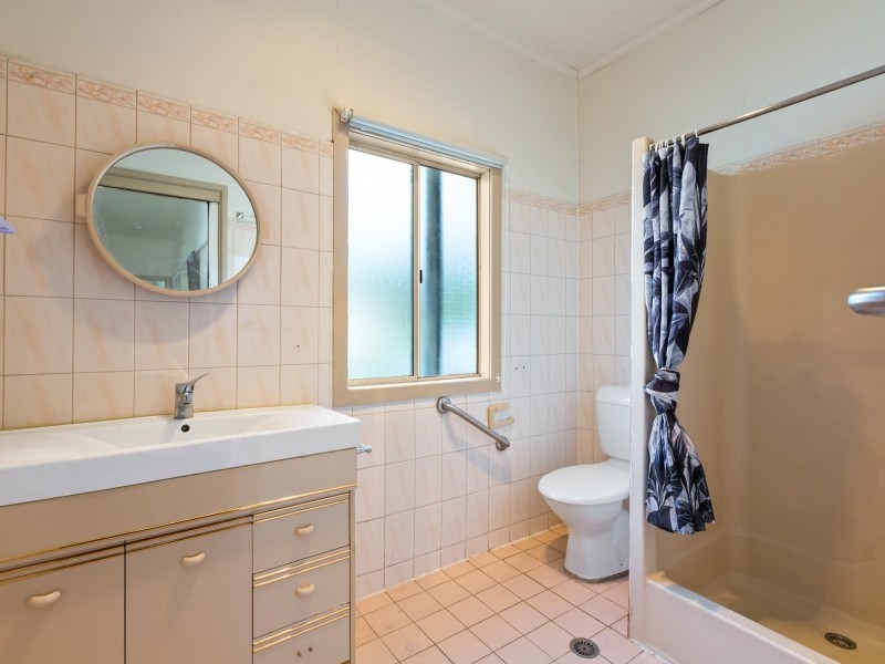 76 Meringo Street, Bega NSW 2550