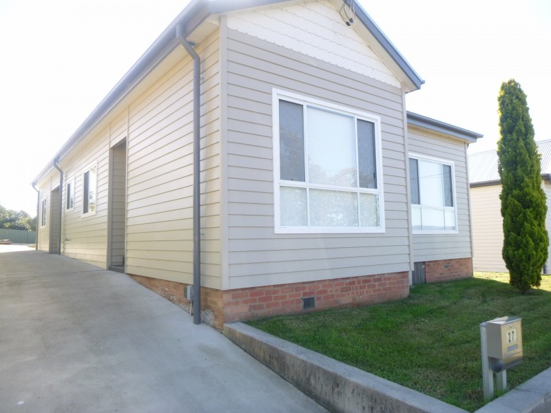 27 Peden Street, Bega NSW 2550