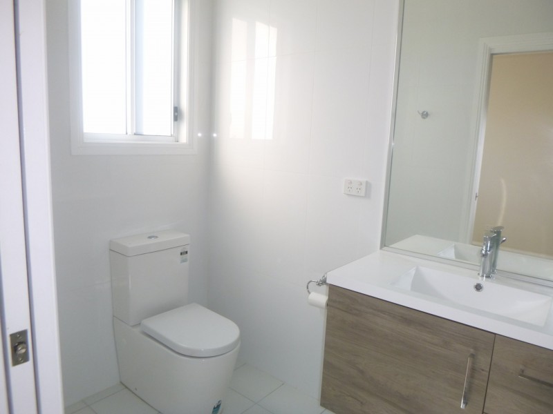 27 Peden Street, Bega NSW 2550