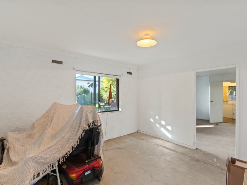 17 High Street, Bega NSW 2550