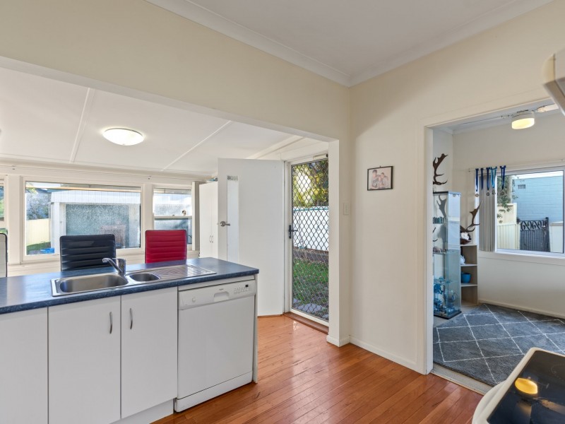 27 Gordon Street, Bega NSW 2550