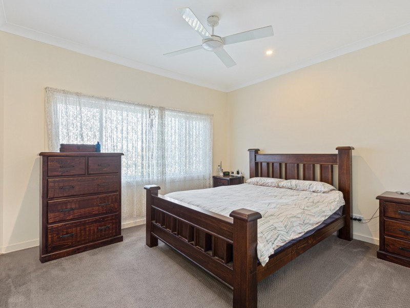 27 Gordon Street, Bega NSW 2550