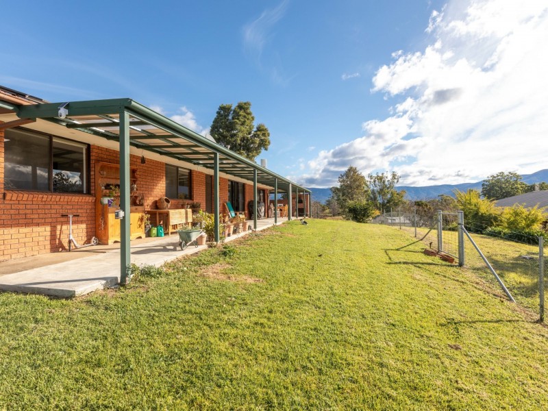 57 Robertson Street, Bemboka NSW 2550
