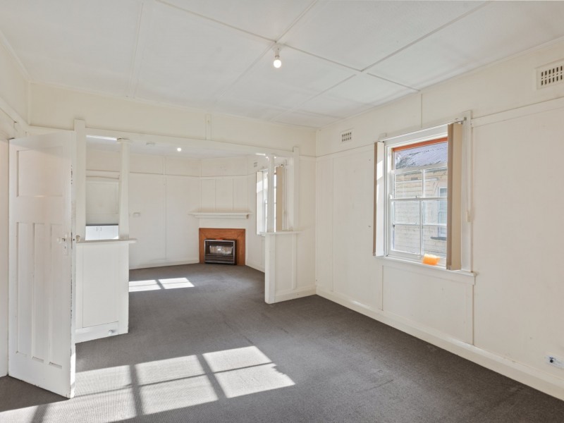 27 Parker Street, Bega NSW 2550