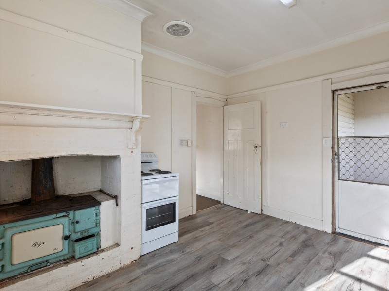 27 Parker Street, Bega NSW 2550