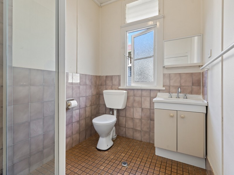 27 Parker Street, Bega NSW 2550