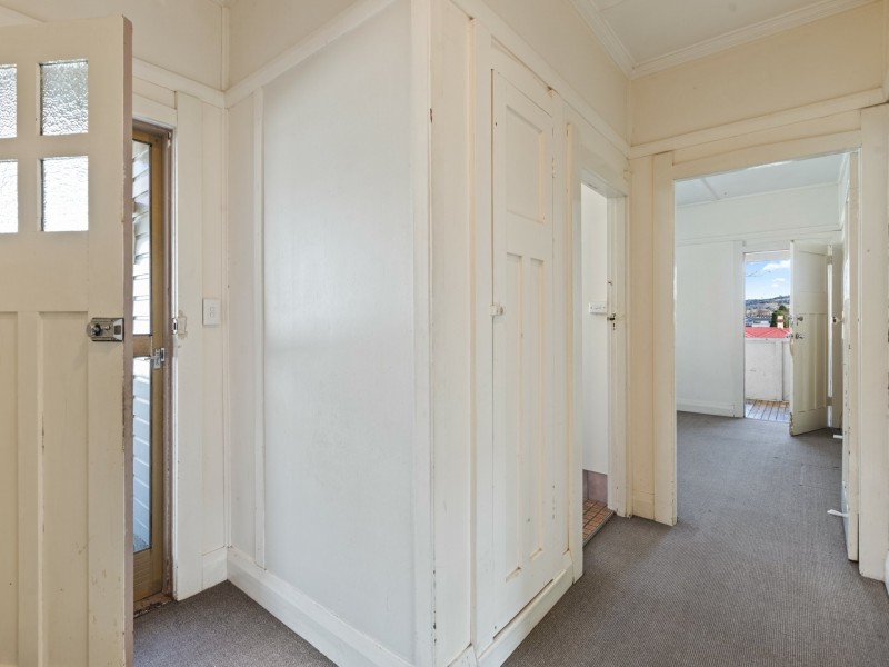 27 Parker Street, Bega NSW 2550