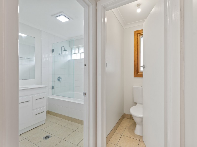 51 Howard Avenue, Bega NSW 2550