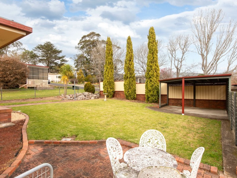 13 Tathra Road, Bega NSW 2550