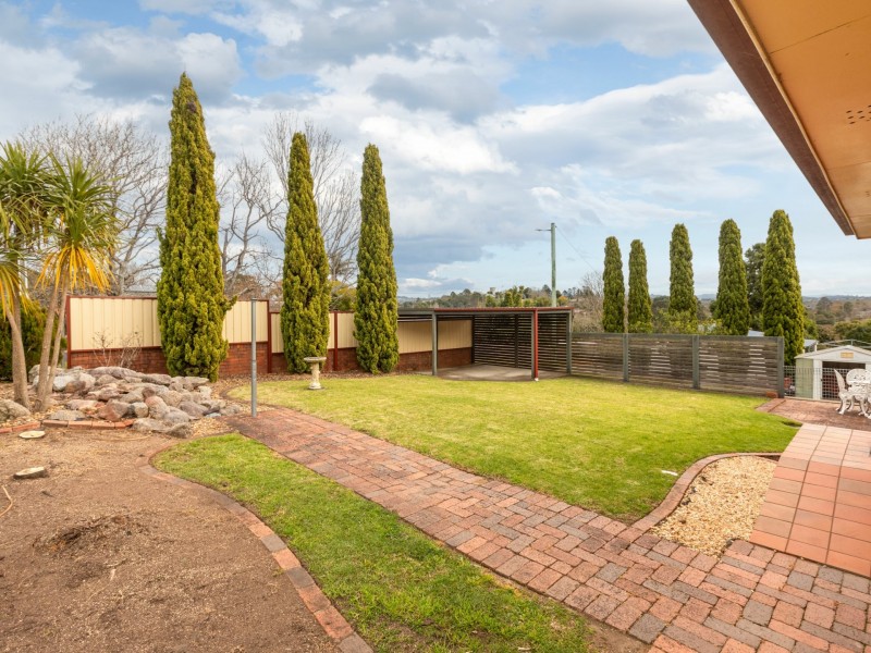 13 Tathra Road, Bega NSW 2550
