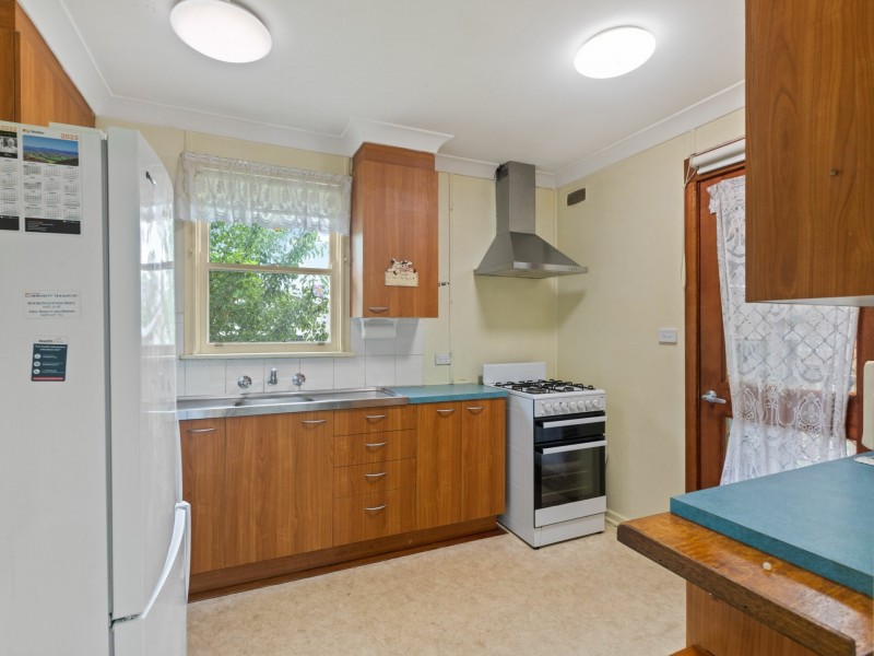 11 Dandar Road, Bega NSW 2550