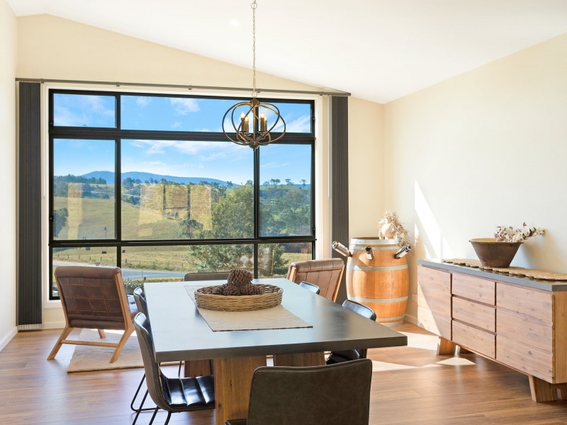 7 Mount Pleasant Road, Bega NSW 2550