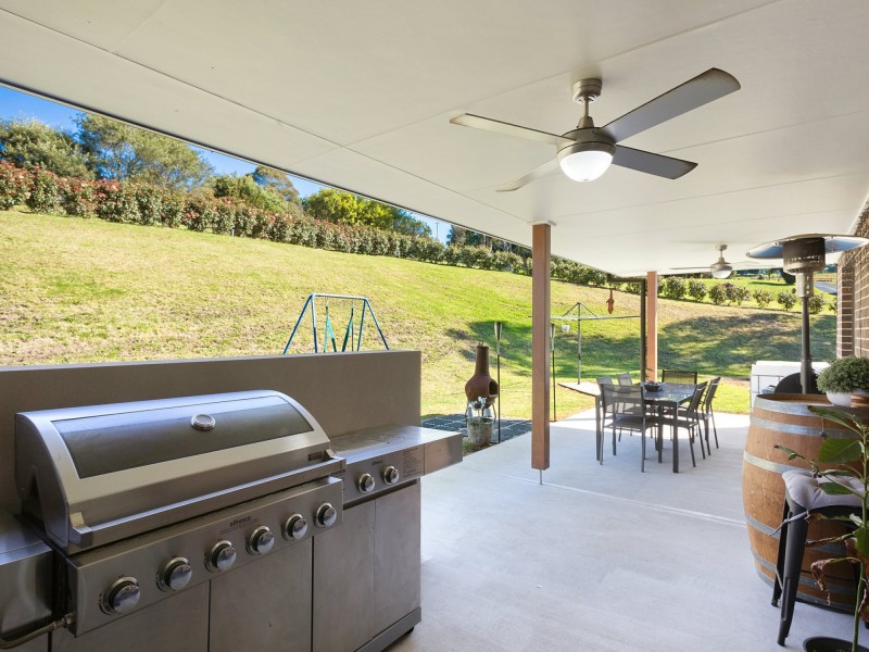 7 Mount Pleasant Road, Bega NSW 2550