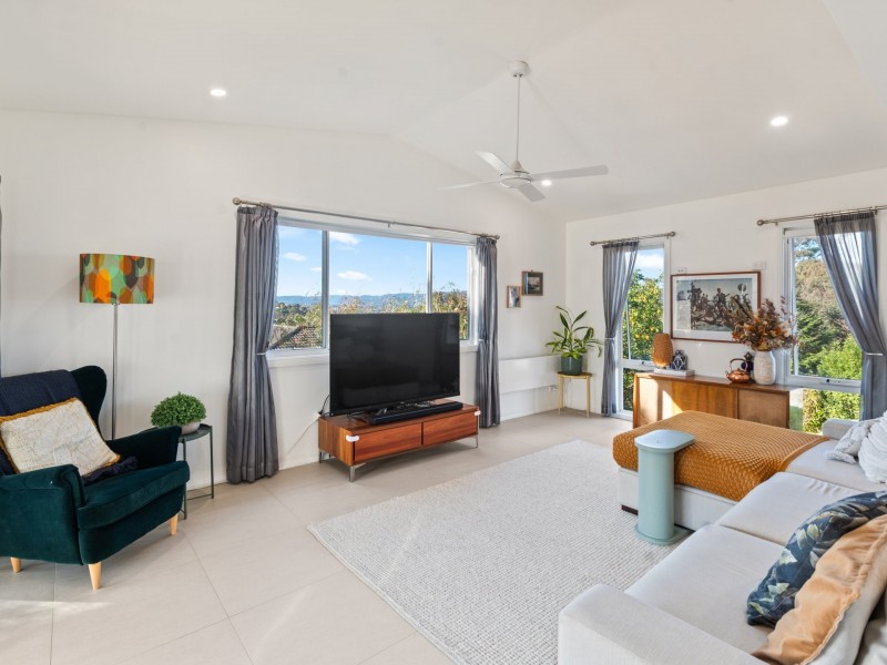 1 Goldberg Place, Bega NSW 2550