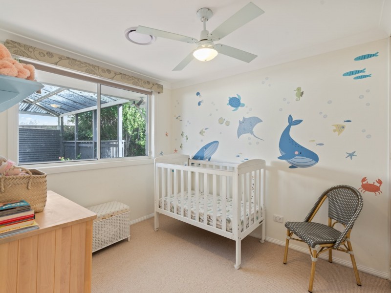 1 Goldberg Place, Bega NSW 2550